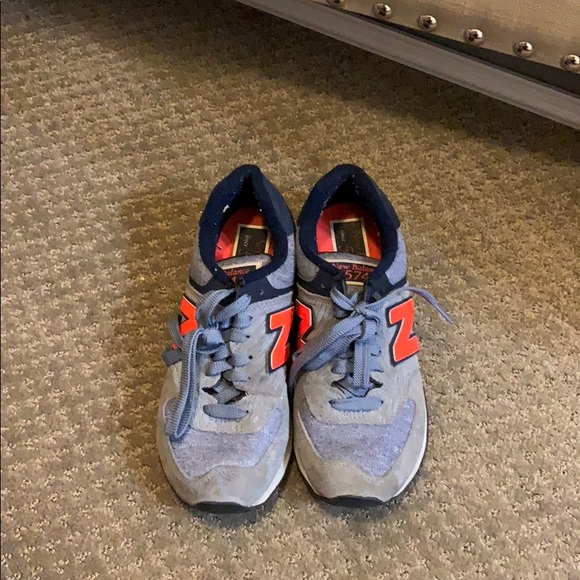 New Balance 574 - Picture 1 of 2